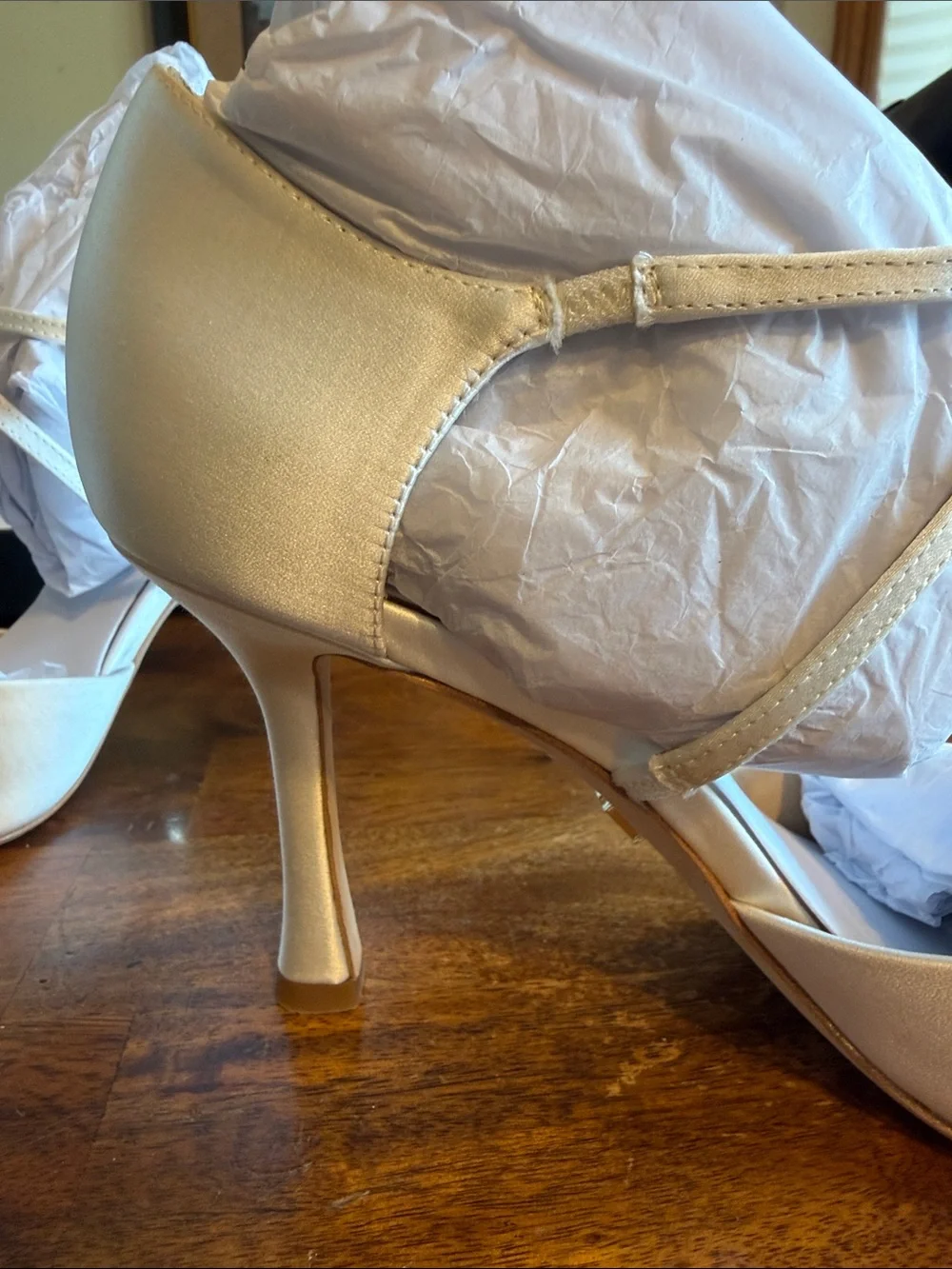 Badgley Mischka elegant ivory